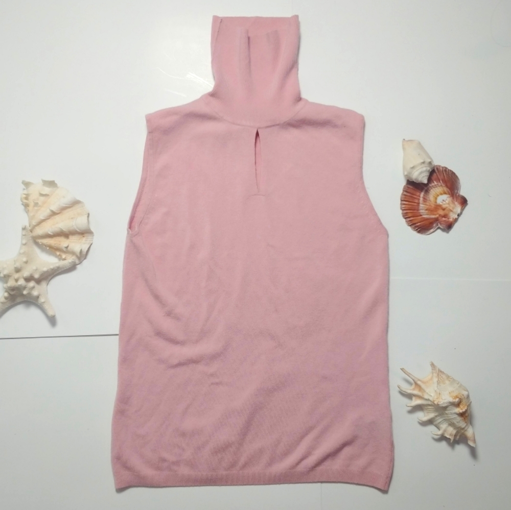 CYC tank top with peekaboo slit at chest